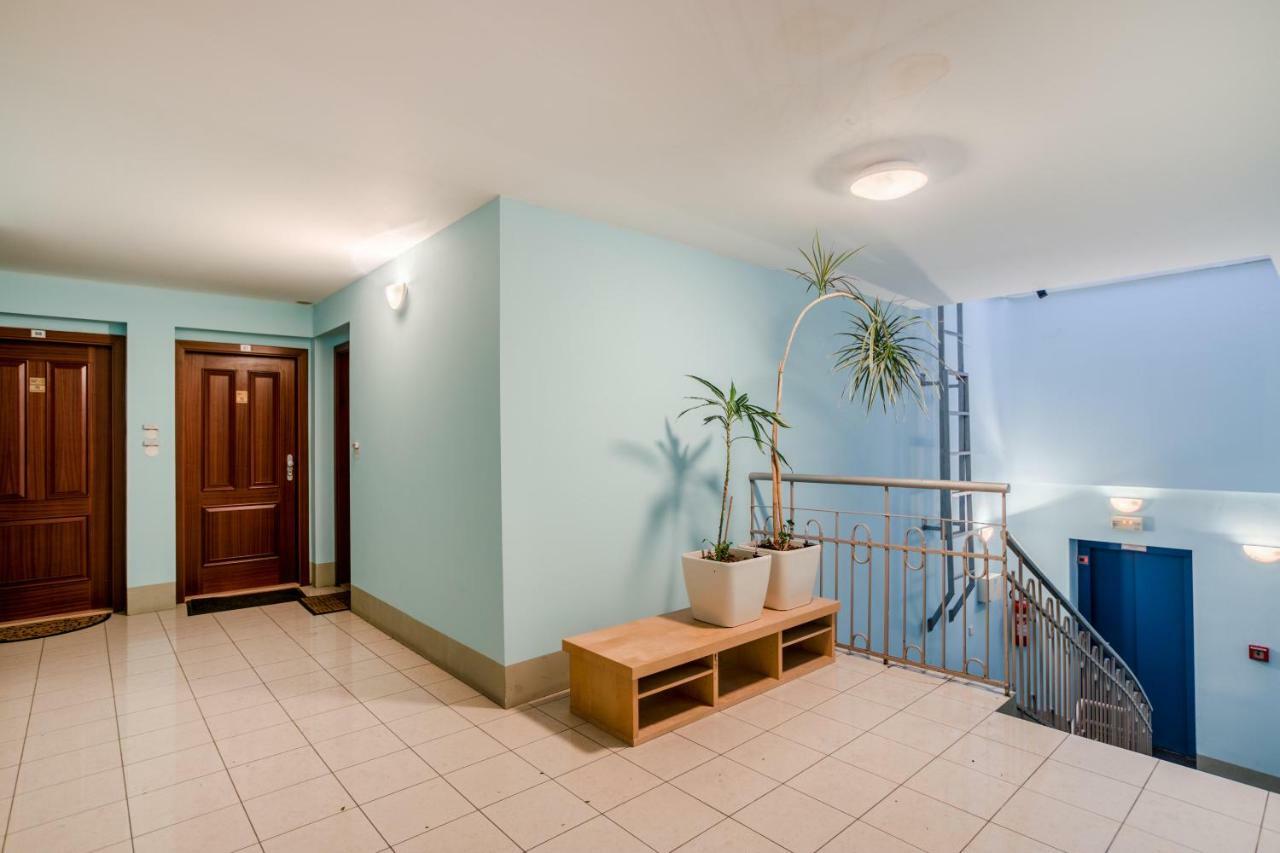 Prague 1 Sunny Apt With Terrace By Michal&Friends Bagian luar foto