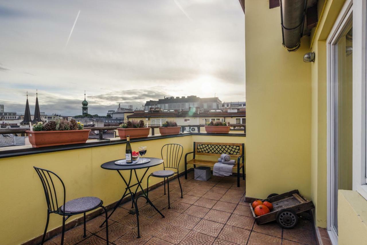 Prague 1 Sunny Apt With Terrace By Michal&Friends Bagian luar foto
